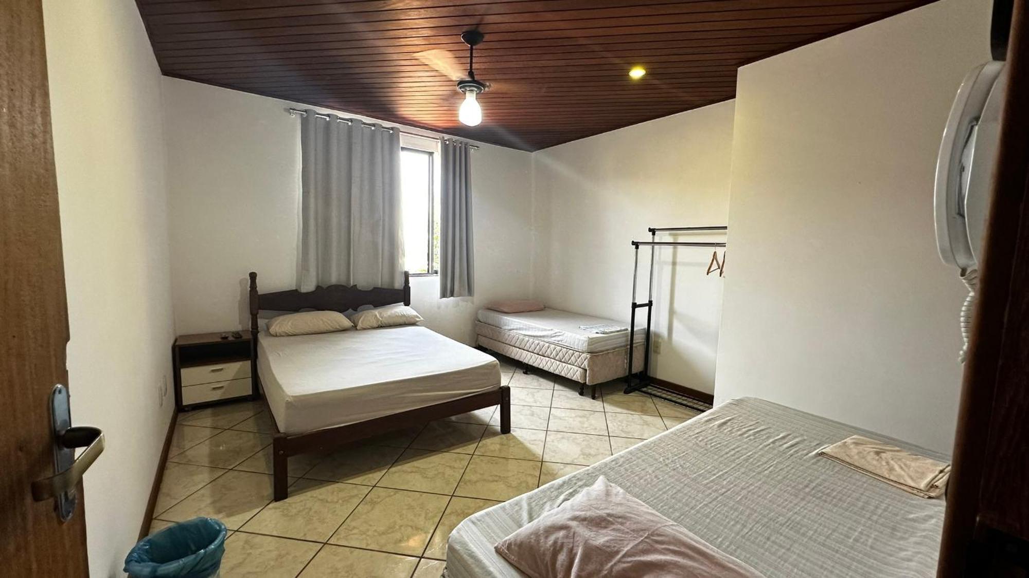 Regi House Hostel Vitoria Ngoại thất bức ảnh