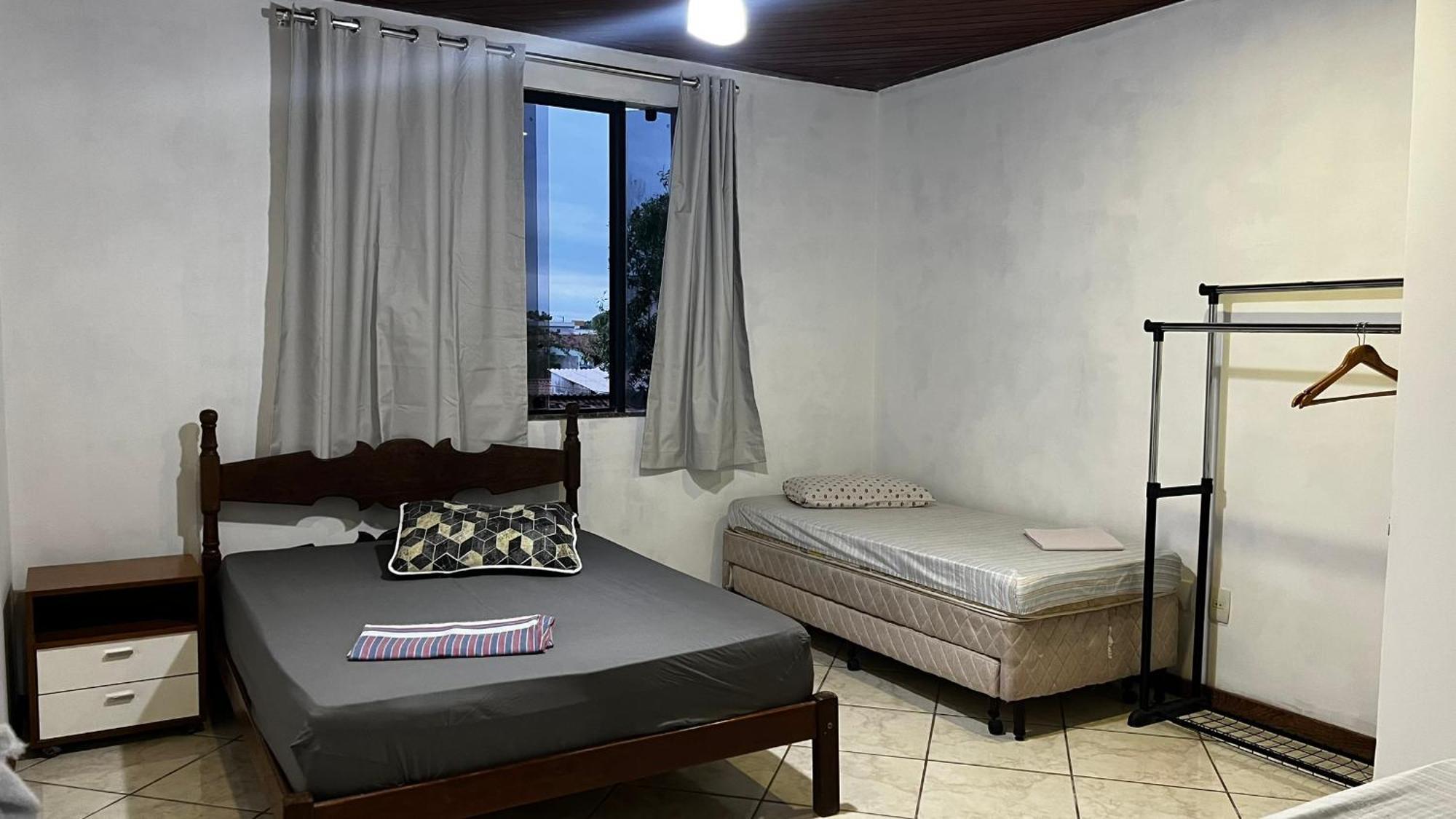 Regi House Hostel Vitoria Ngoại thất bức ảnh