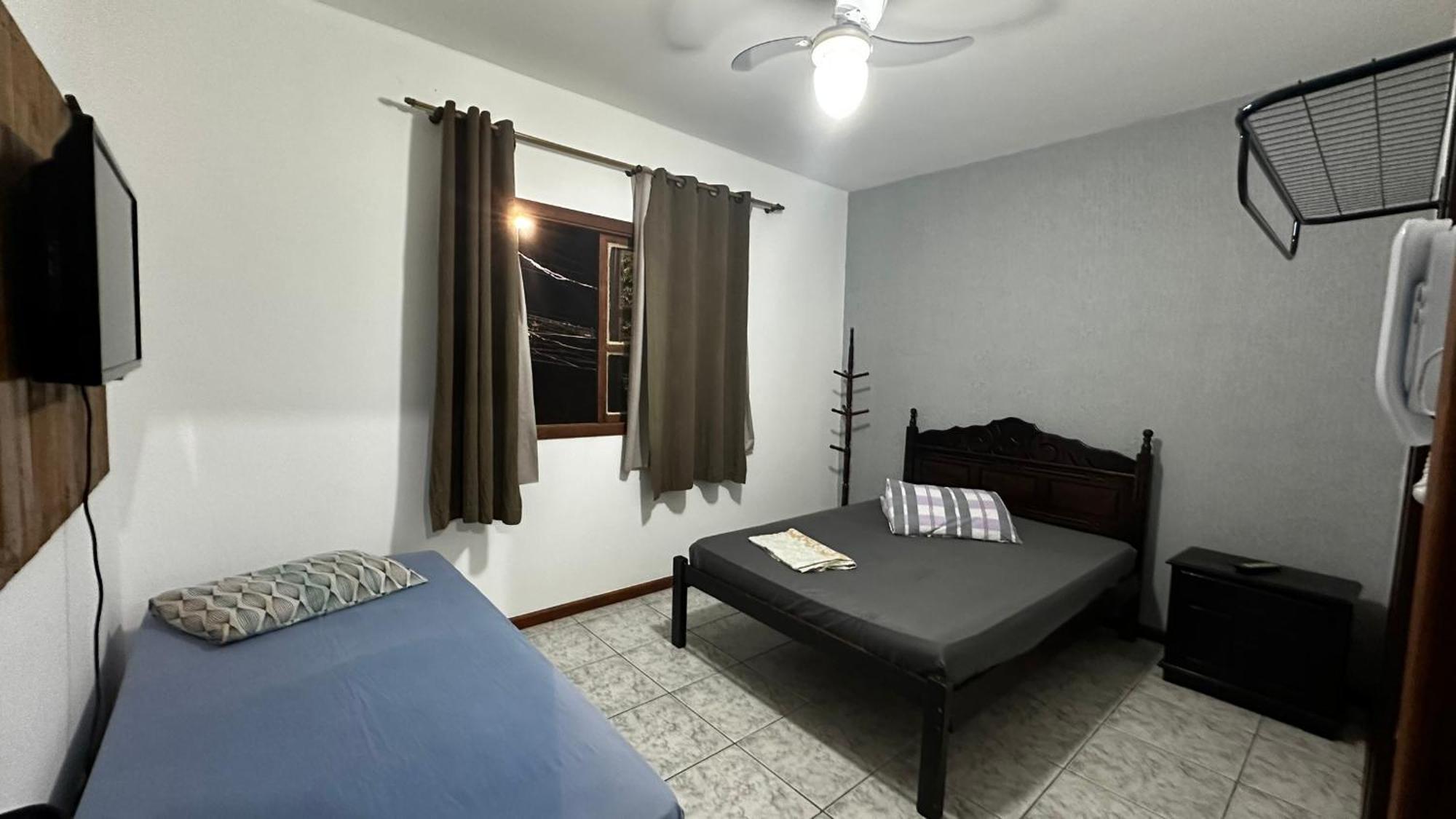 Regi House Hostel Vitoria Ngoại thất bức ảnh